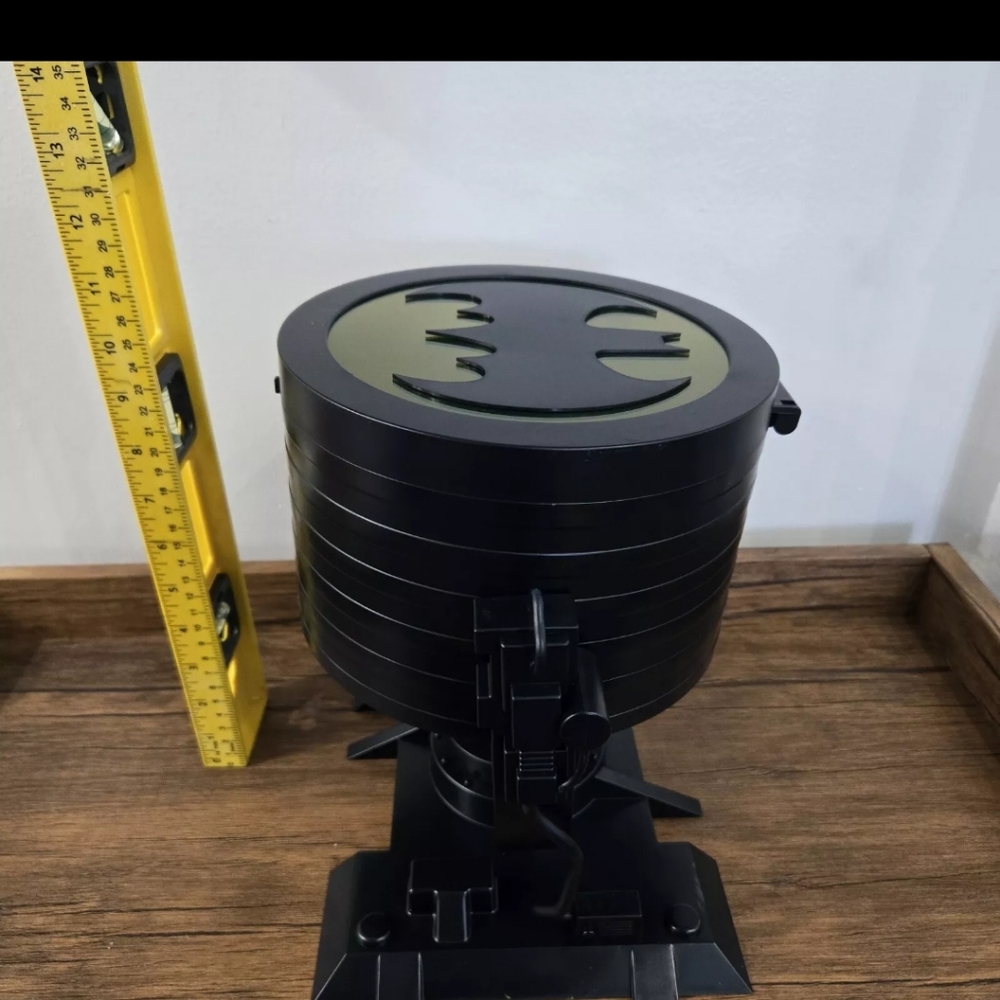 Batman Bat Signal 2024 AMC Popcorn Bucket DC Comics 85th Anniversary New - Picture 5 of 9